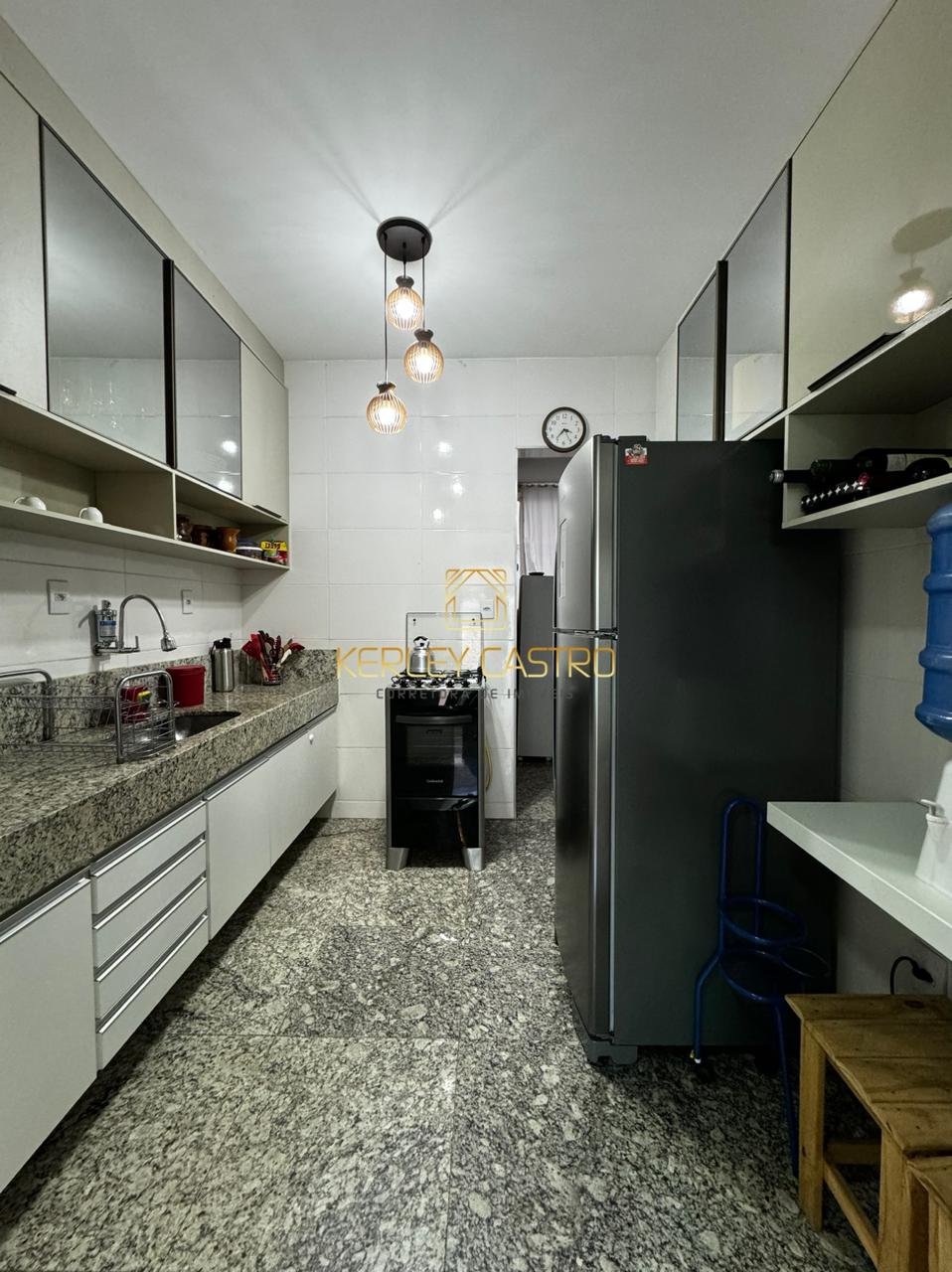 VENDO ÓTIMO APARTAMENTO NO CANAÃ